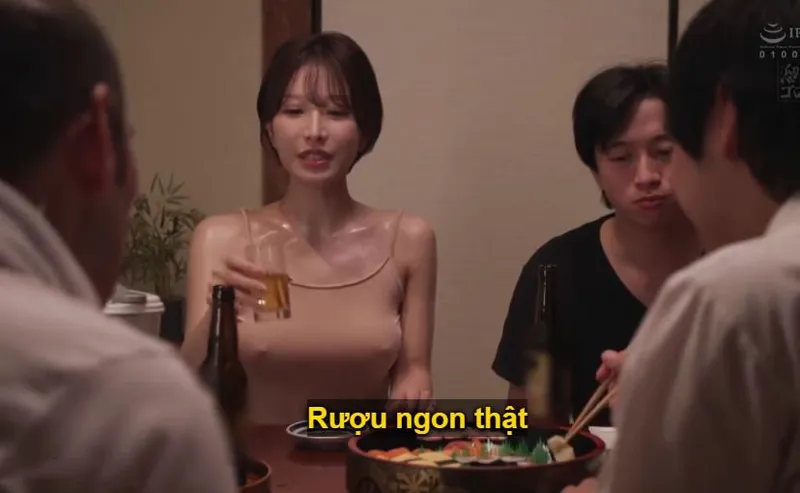 Cô vợ gạ trả bài cả gia đình người chồng vì người chồng dẫn về quê rồi bỏ bê nứng lồn sml